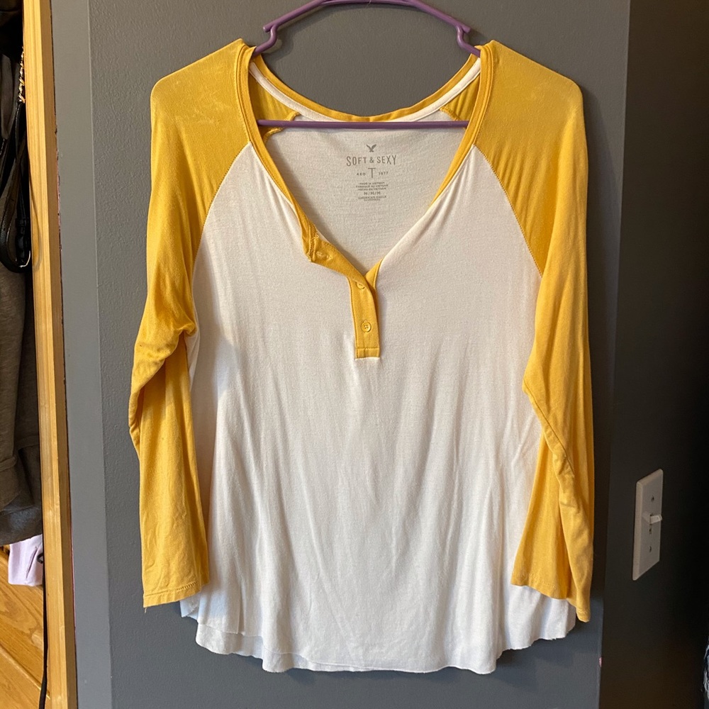 American Eagle top